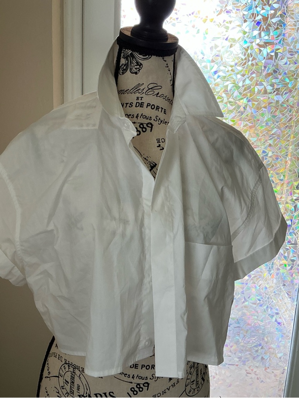 Zara White Short-Sleeve Button-Up Shirtwoman cropped shirt